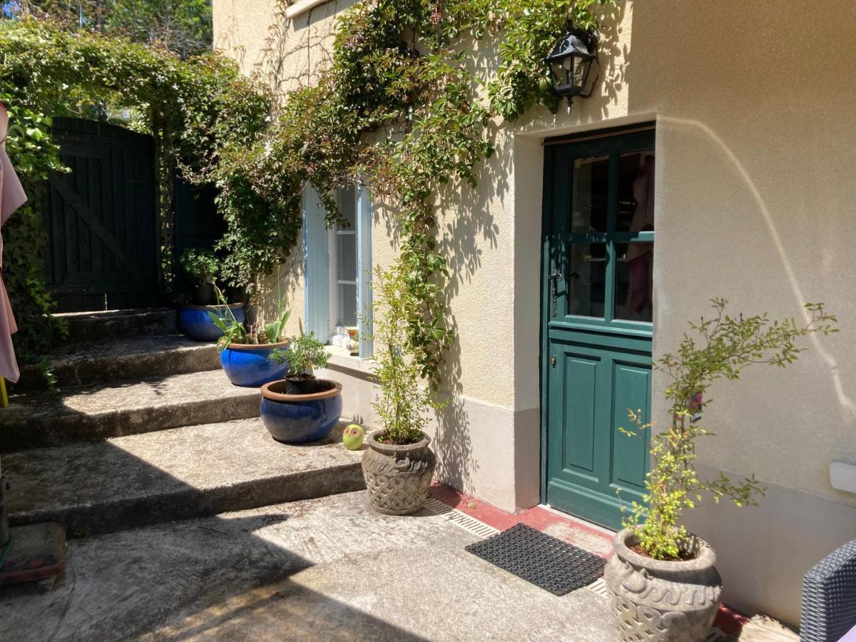 La maison Elisabeth Saint-Ybard Extérieur photo