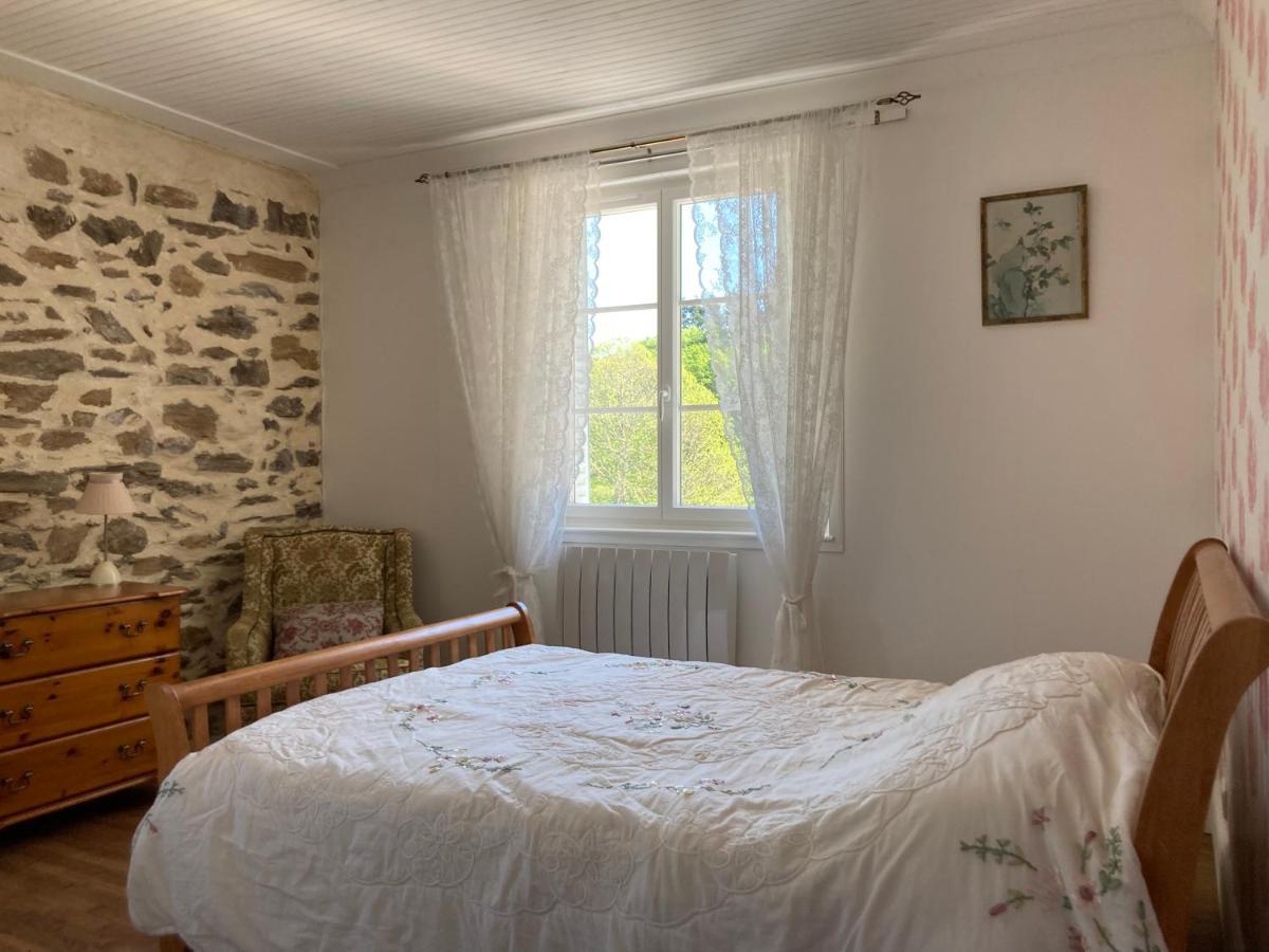 La maison Elisabeth Saint-Ybard Extérieur photo