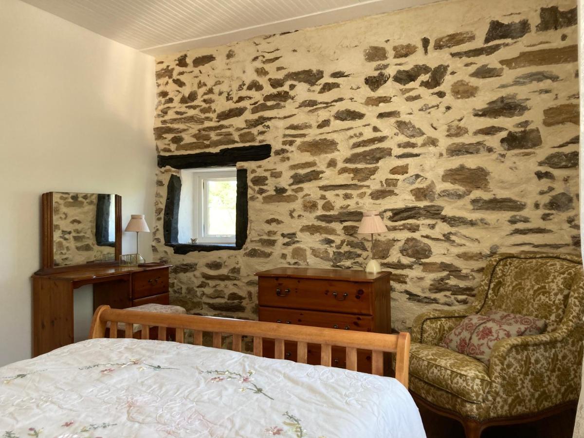 La maison Elisabeth Saint-Ybard Extérieur photo